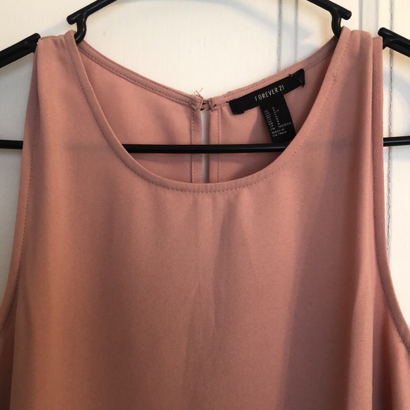 Blush color dress - Picture 2 of 3